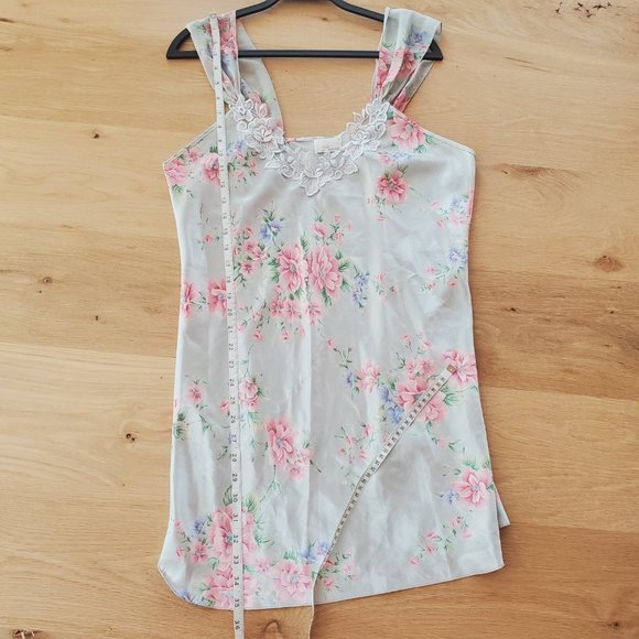 Dentelle Light Blue Floral Short Nightgown with Sheer Shoulder Straps and Lace L - Picture 8 of 9